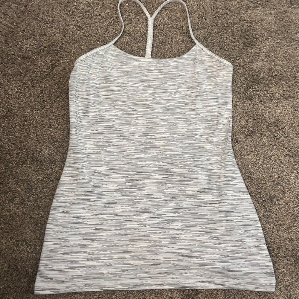 grey lululemon tank top